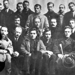 Setkání charkovských a kyjevských umělců. Kyjev, 1923
