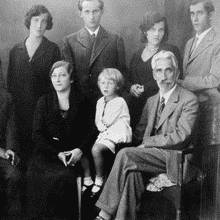 Rodina Krušelnyckých, otec, čtyři synové a dcera nezvěstní